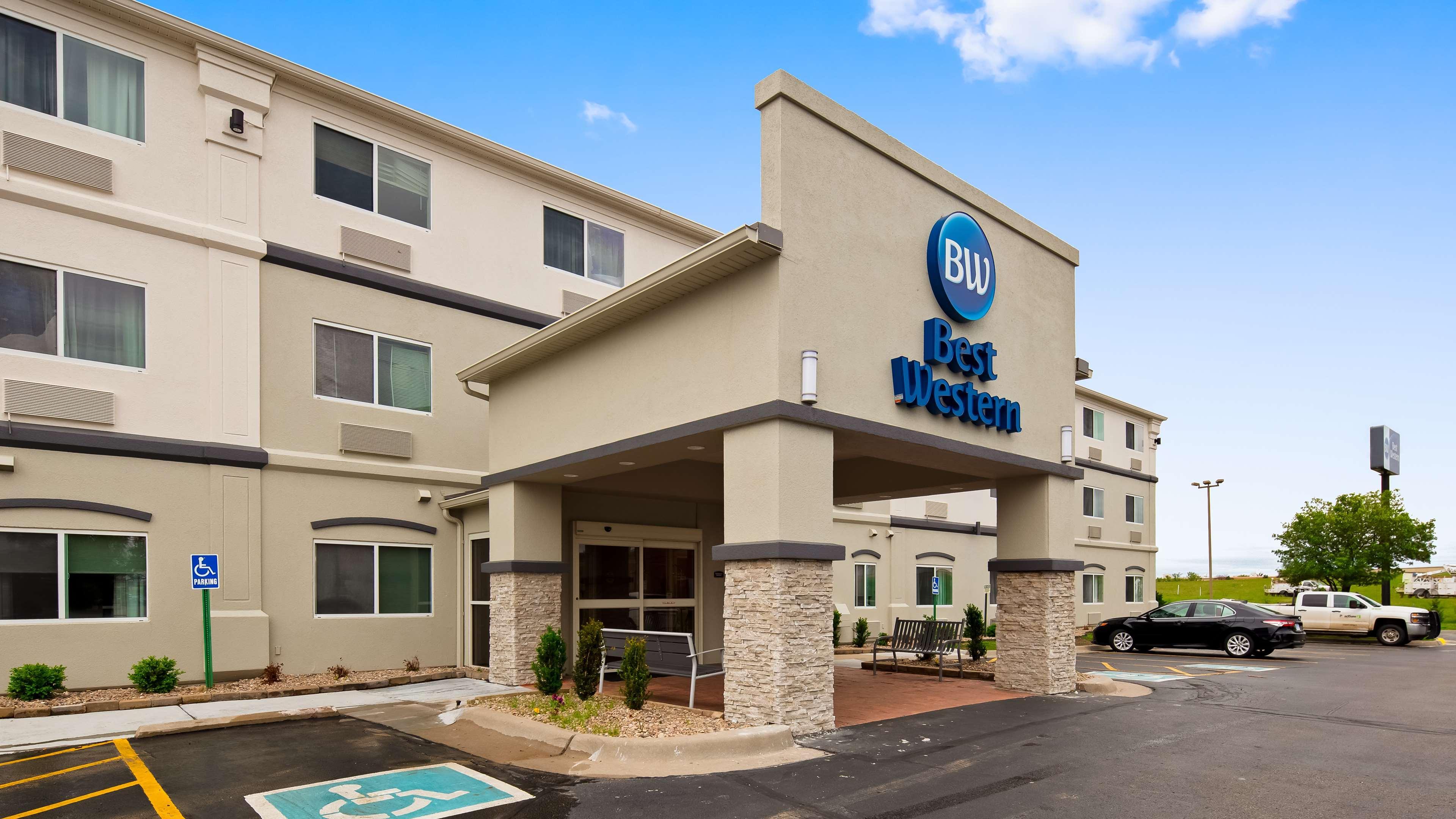 Best Western Plus Landmark Hotel Ballard Exterior photo